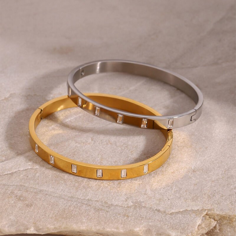 18K gold inlaid gemstone design high-end bracelet