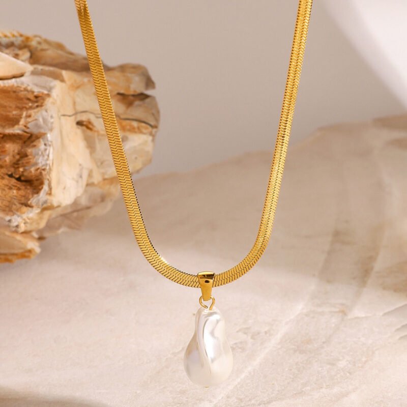 18K gold chain with pearl design high-end necklace