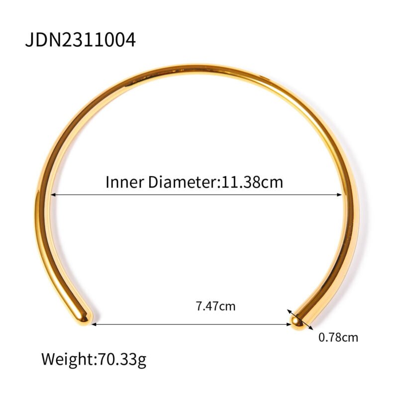 necklace for women with a minimalist glossy collar - Image 3